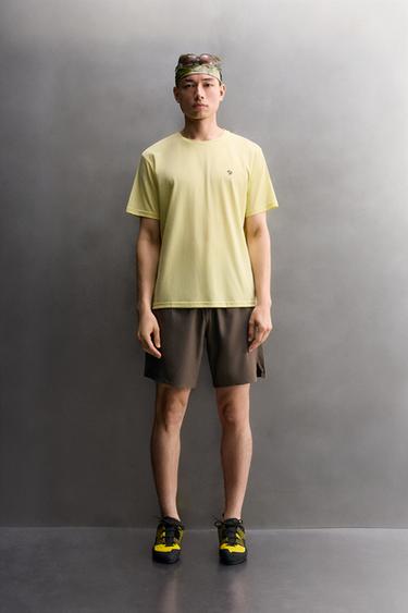 FLORAL PRINT TECHNICAL T-SHIRT - Yellow by Zara