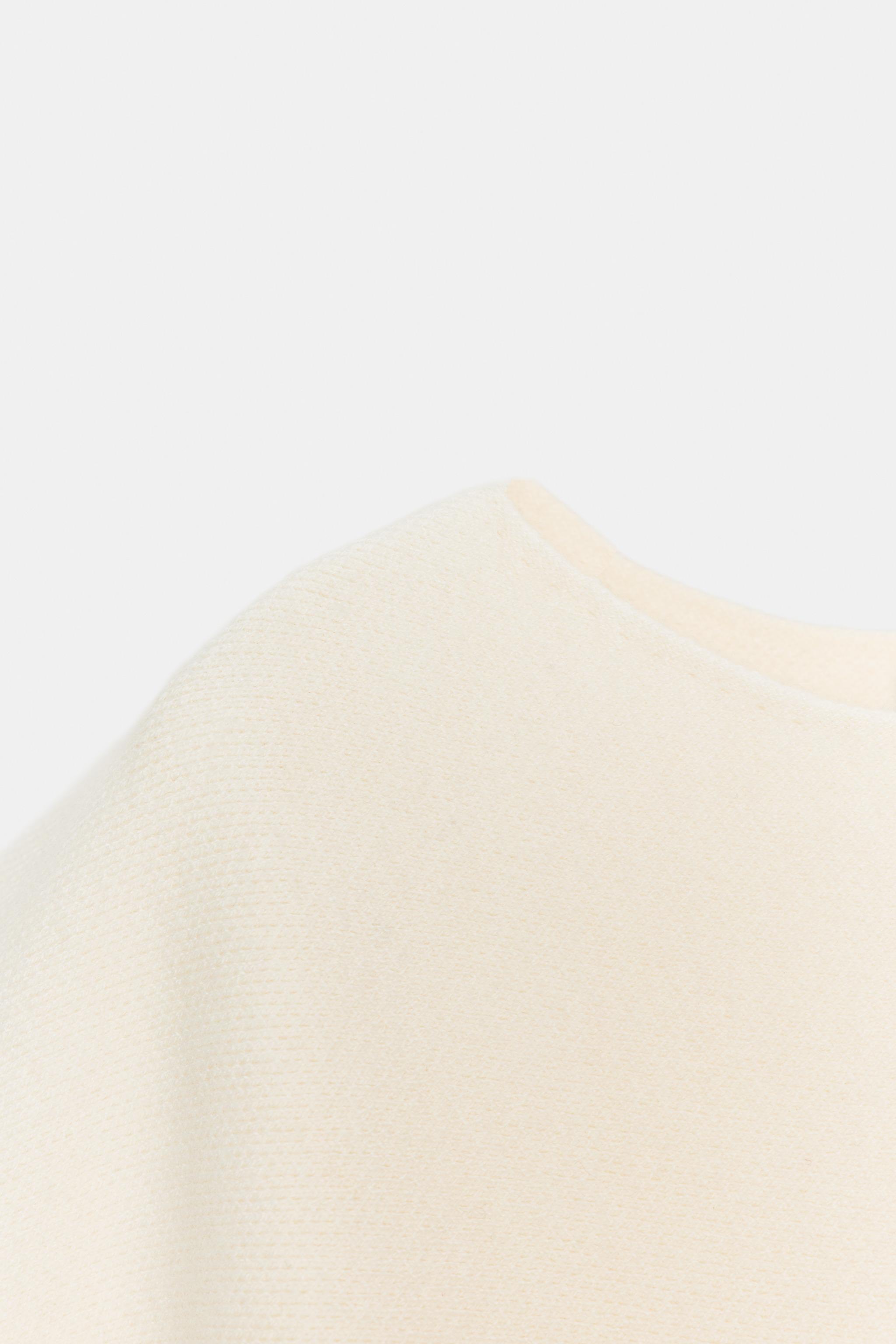 PULL EN MAILLE À MANCHES AMPLES