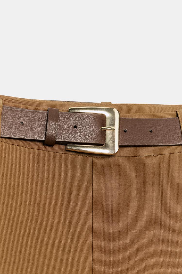 Pantalones cortos Bermuda largos con cinturón 8