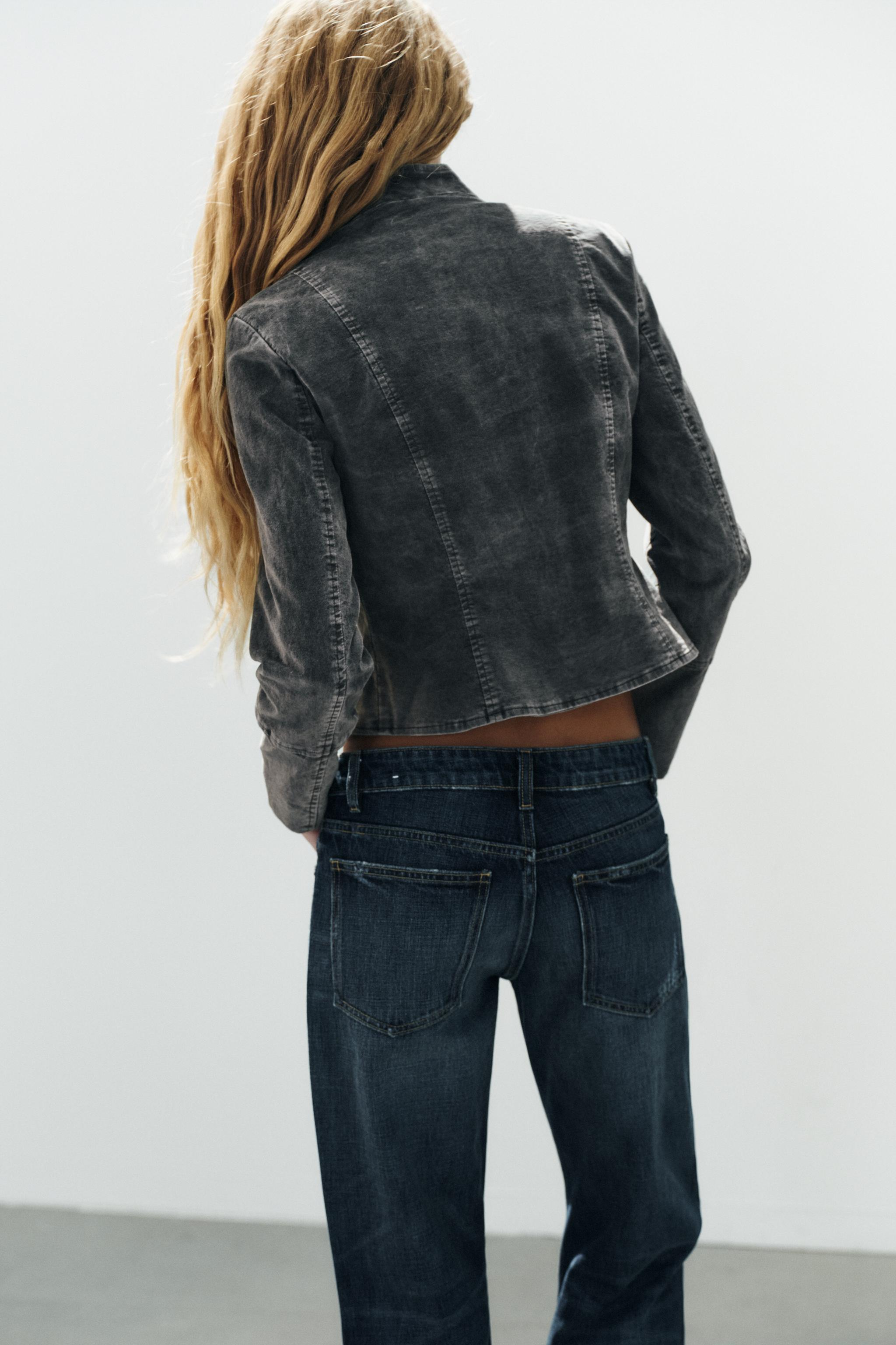 FITTED VELVET JACKET