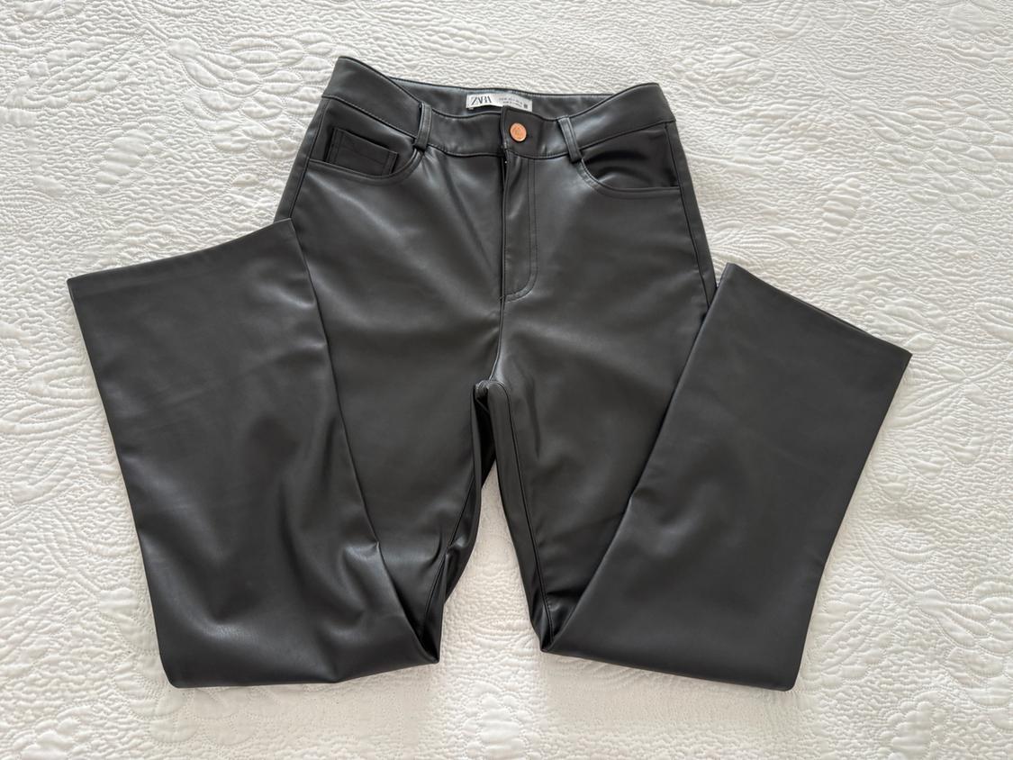 LEATHER EFFECT CROPPED MINI FLARE TROUSERS - Image 2