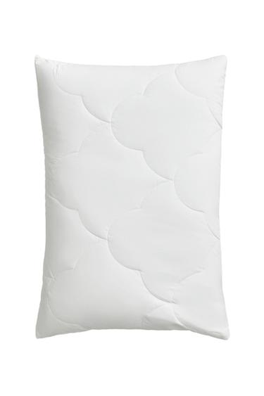 PADDED PILLOW PROTECTOR - White by Zara
