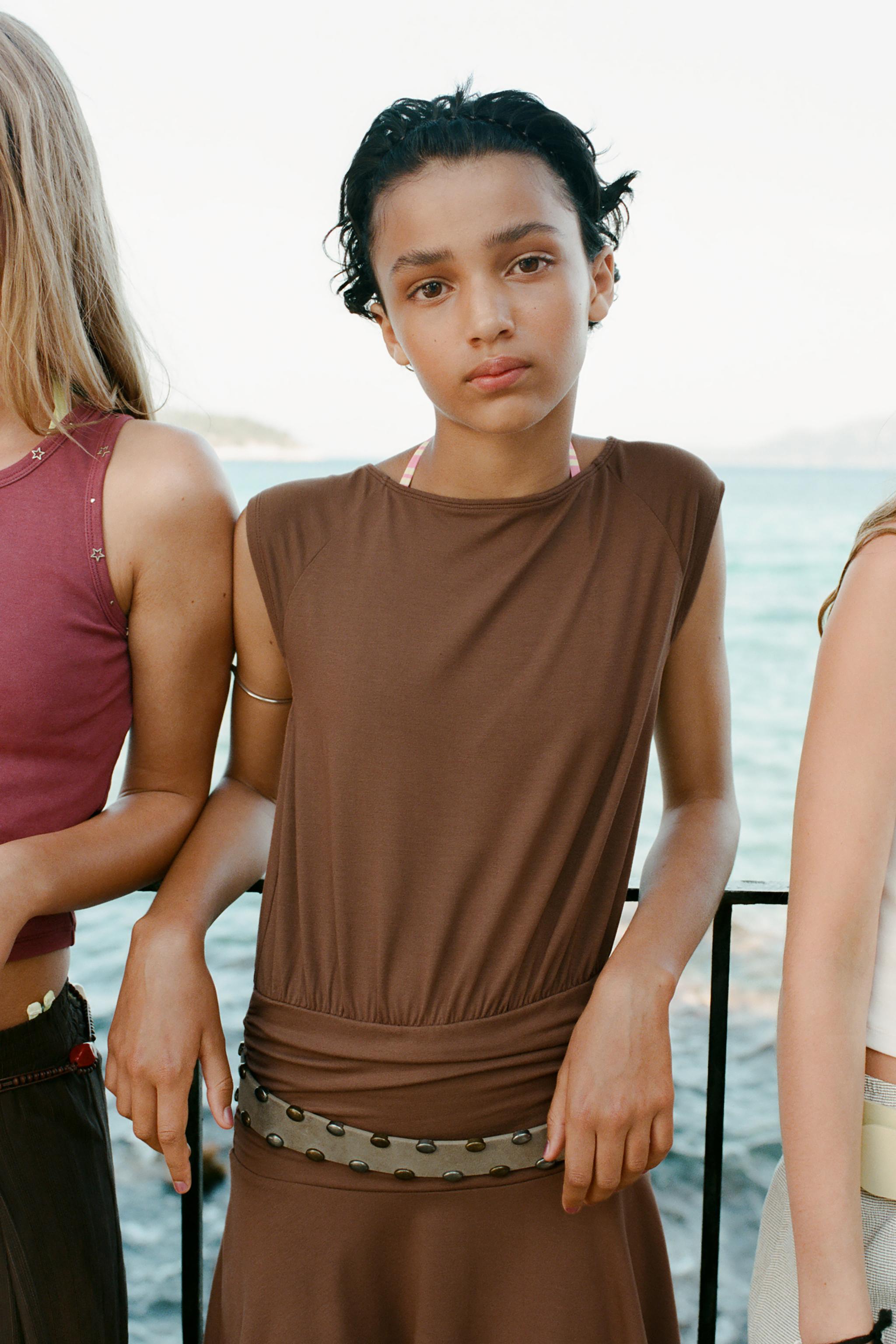 SASH RUFFLE DRESS — Brown