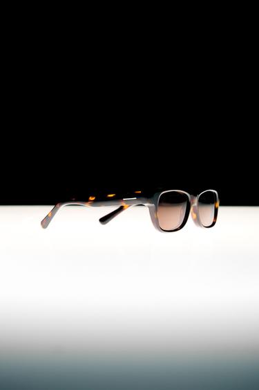 OVAL SUNGLASSES - Olive green by Zara