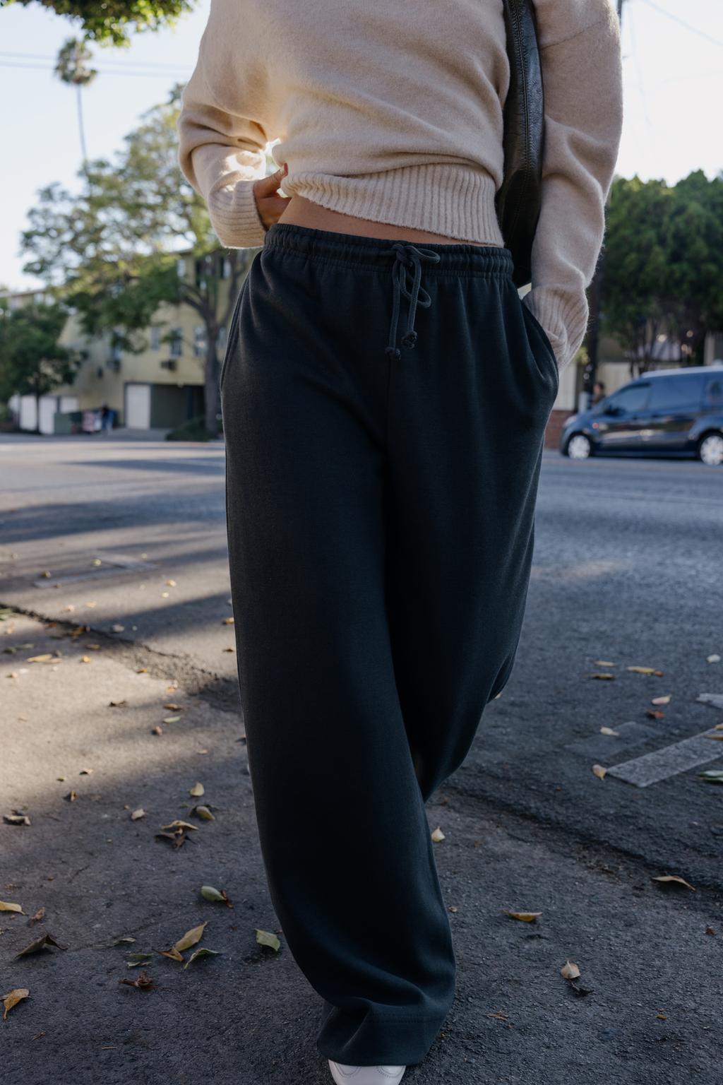 SOFT STRAIGHT-LEG TROUSERS