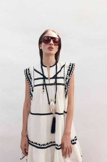 VESTIDO CURTO BORDADOS ZW COLLECTION - Cru da Zara
