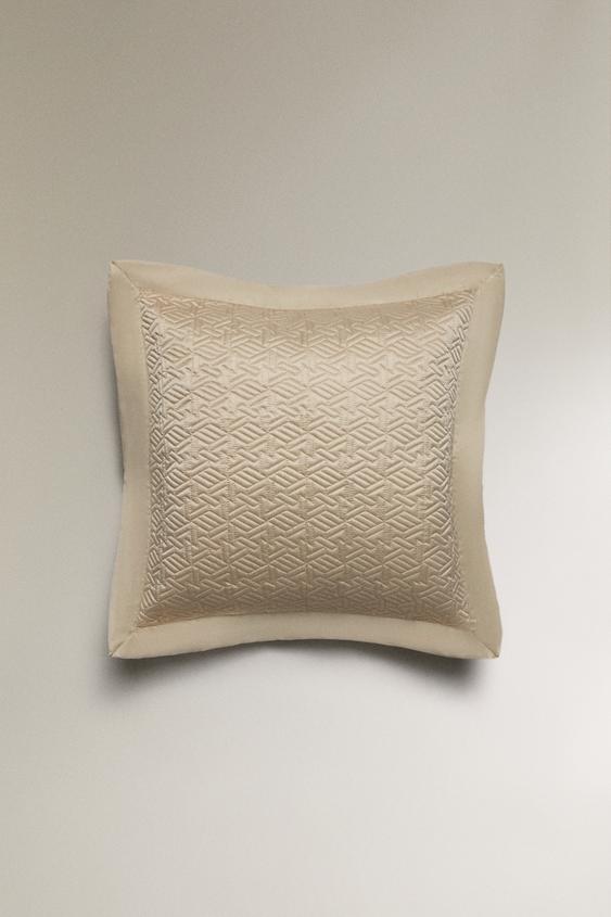 SATINERET PUDEBETRÆK MED GEOMETRISK MØNSTER - mørk beige fra Zara - Billede 0