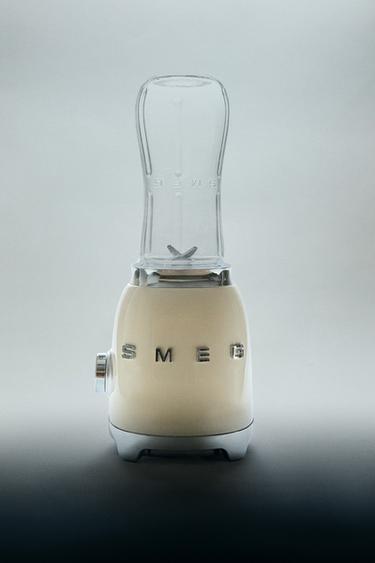 SMEG BLENDER - Cream by Zara