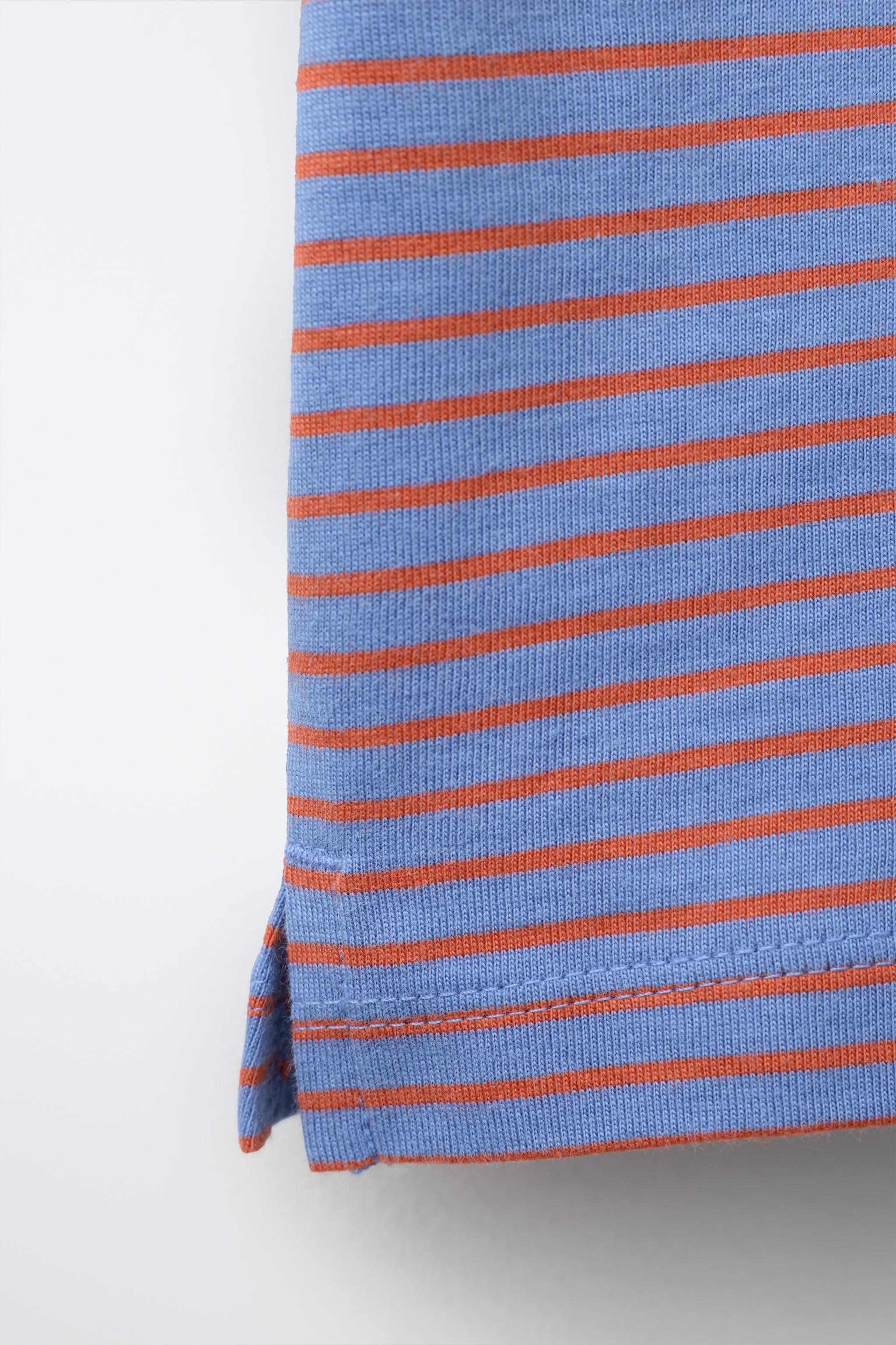 STRIPED T-SHIRT