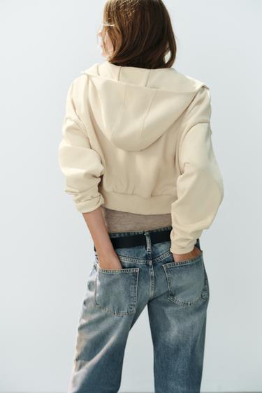 SWEAT COURT À CAPUCHE - Écru de Zara - Image 4