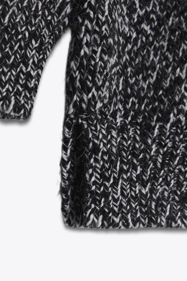 VESTE EN MAILLE MANCHES 3/4 BOUFFANTES - Écru / Noir de Zara - Image 5