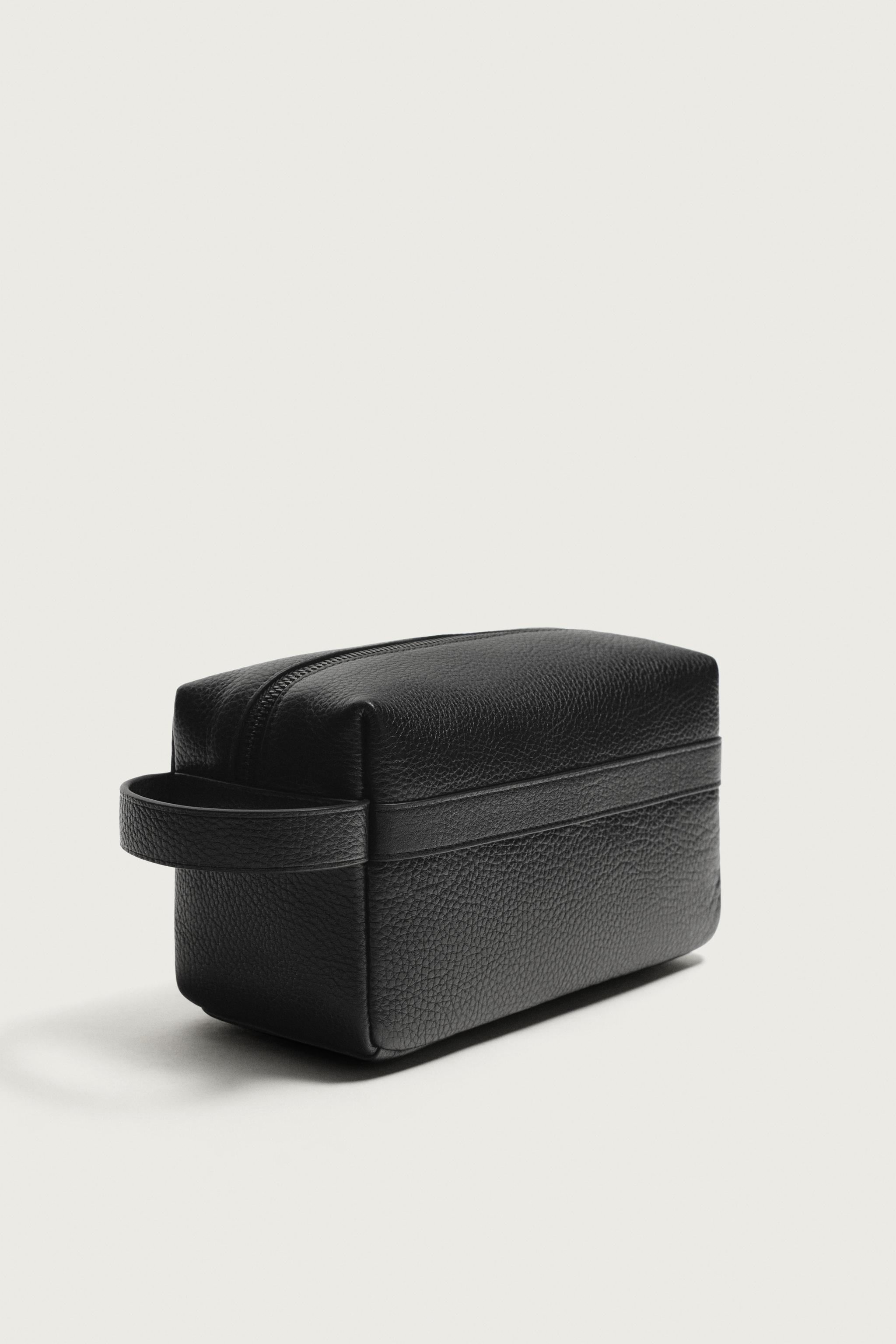 LEATHER TOILETRY BAG — Black