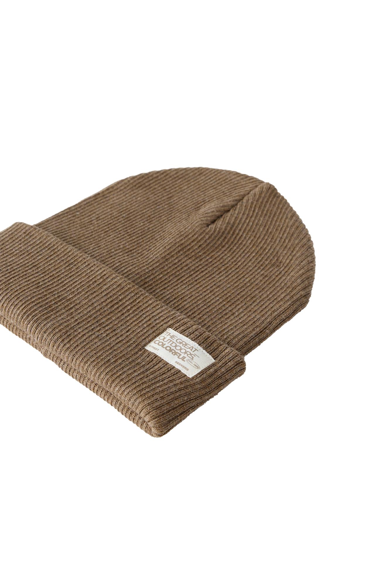 RIBBED KNIT LABEL HAT — taupe brown