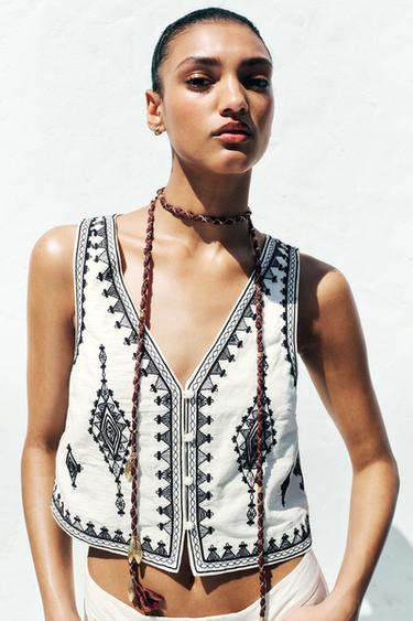 CONTRAST EMBROIDERY WAISTCOAT - Ecru by Zara