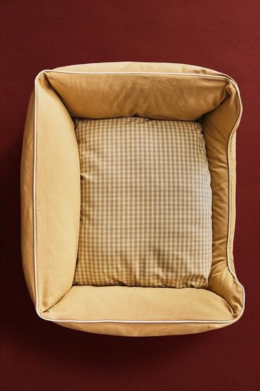GINGHAM PET BED WITH CUSHION - Beige by Zara