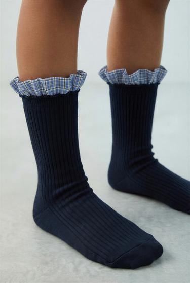 حزمة زوجي جوارب مزينة بالكشكشة - أزرق by Zara