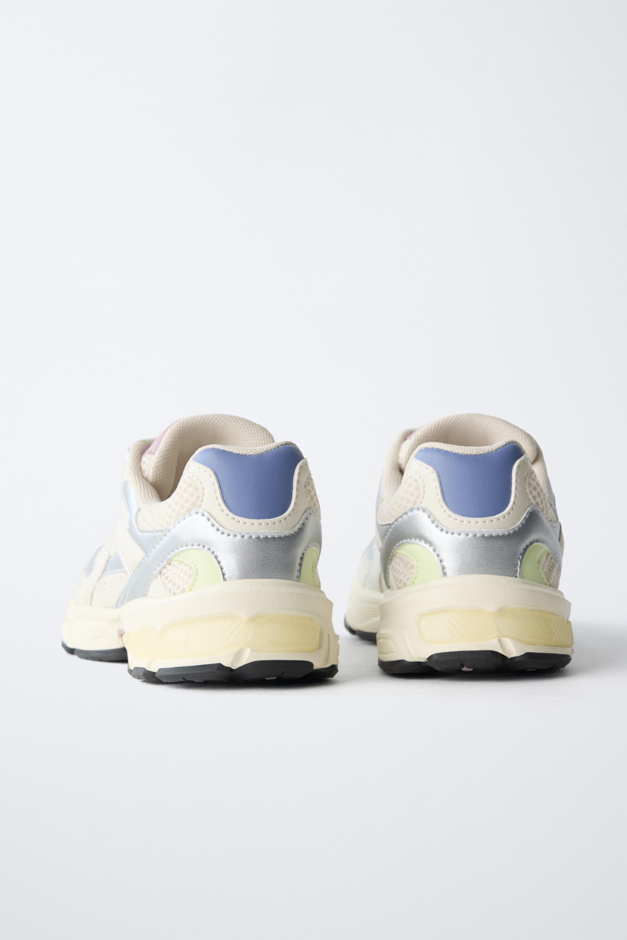 MESH SNEAKERS