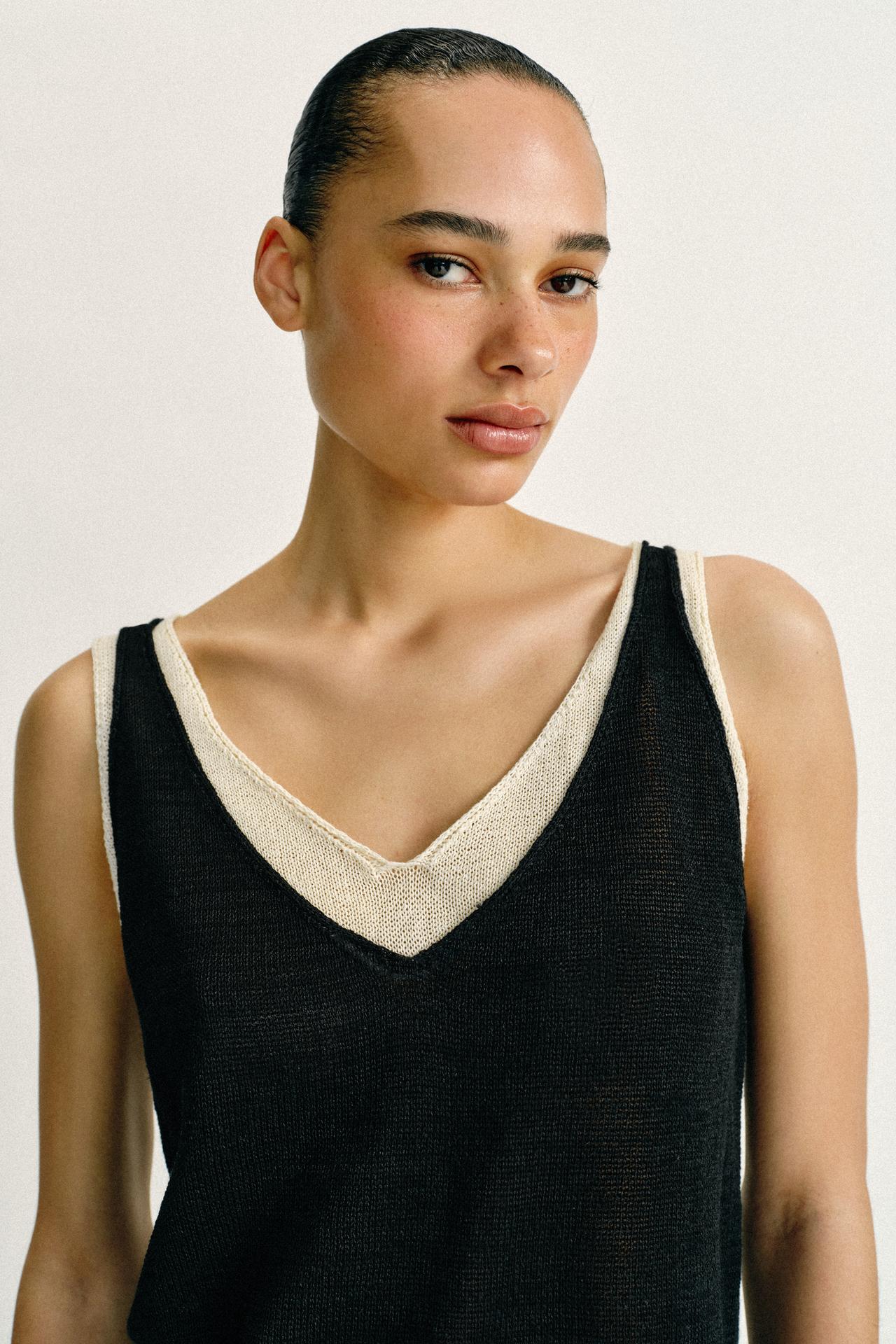 COMBINATION KNIT TOP — Black