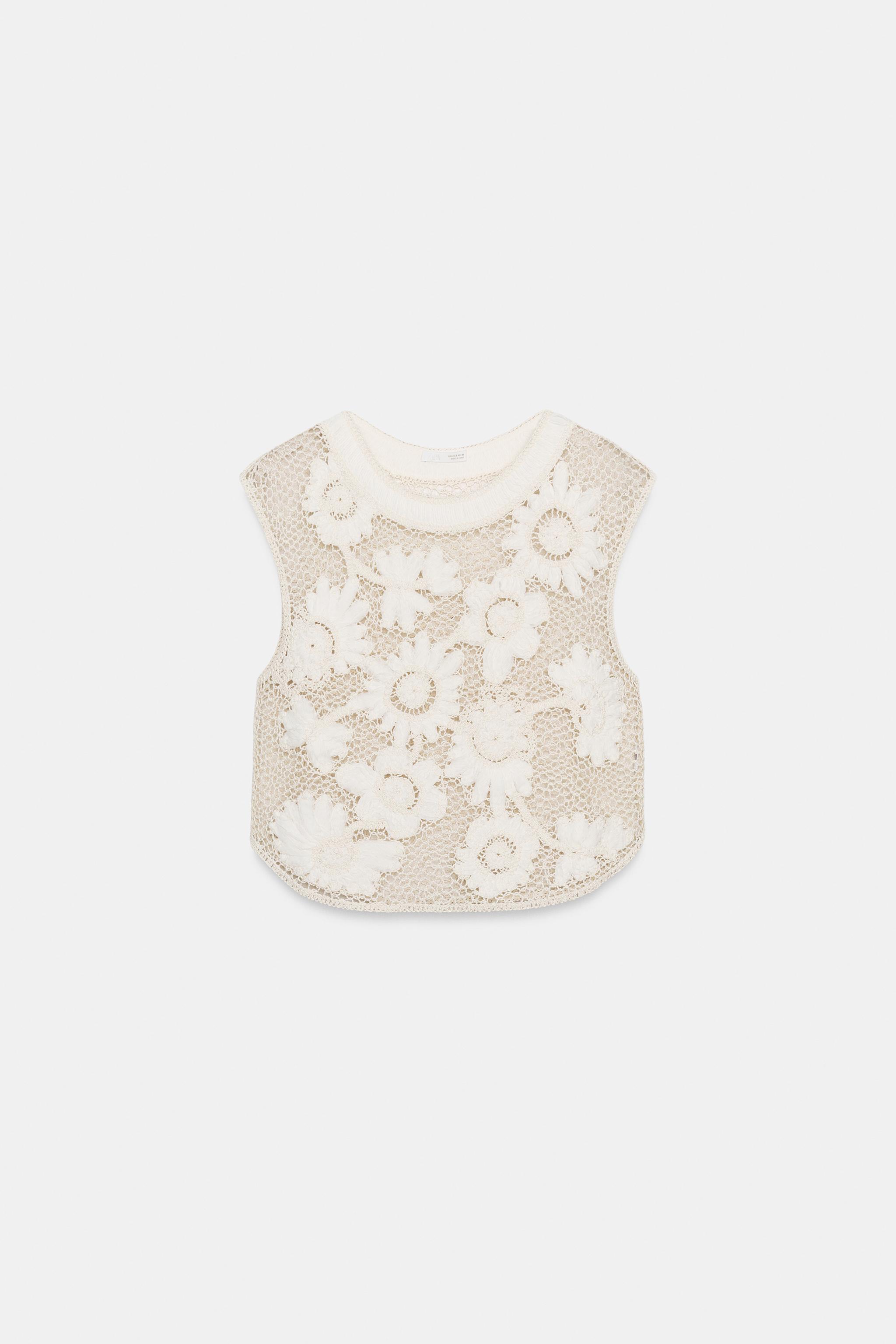 TOP EN CROCHET À FLEURS