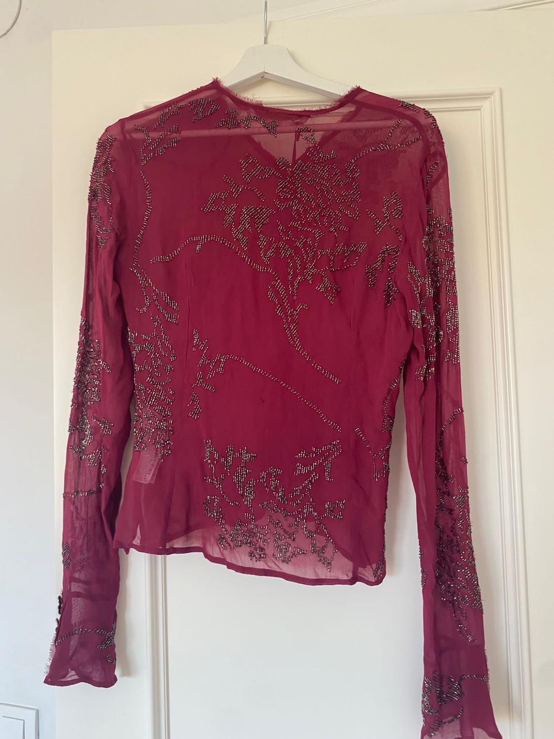 LIMITED EDITION SEMI-SHEER BLOUSE WITH APPLIQUÉS - Image 2