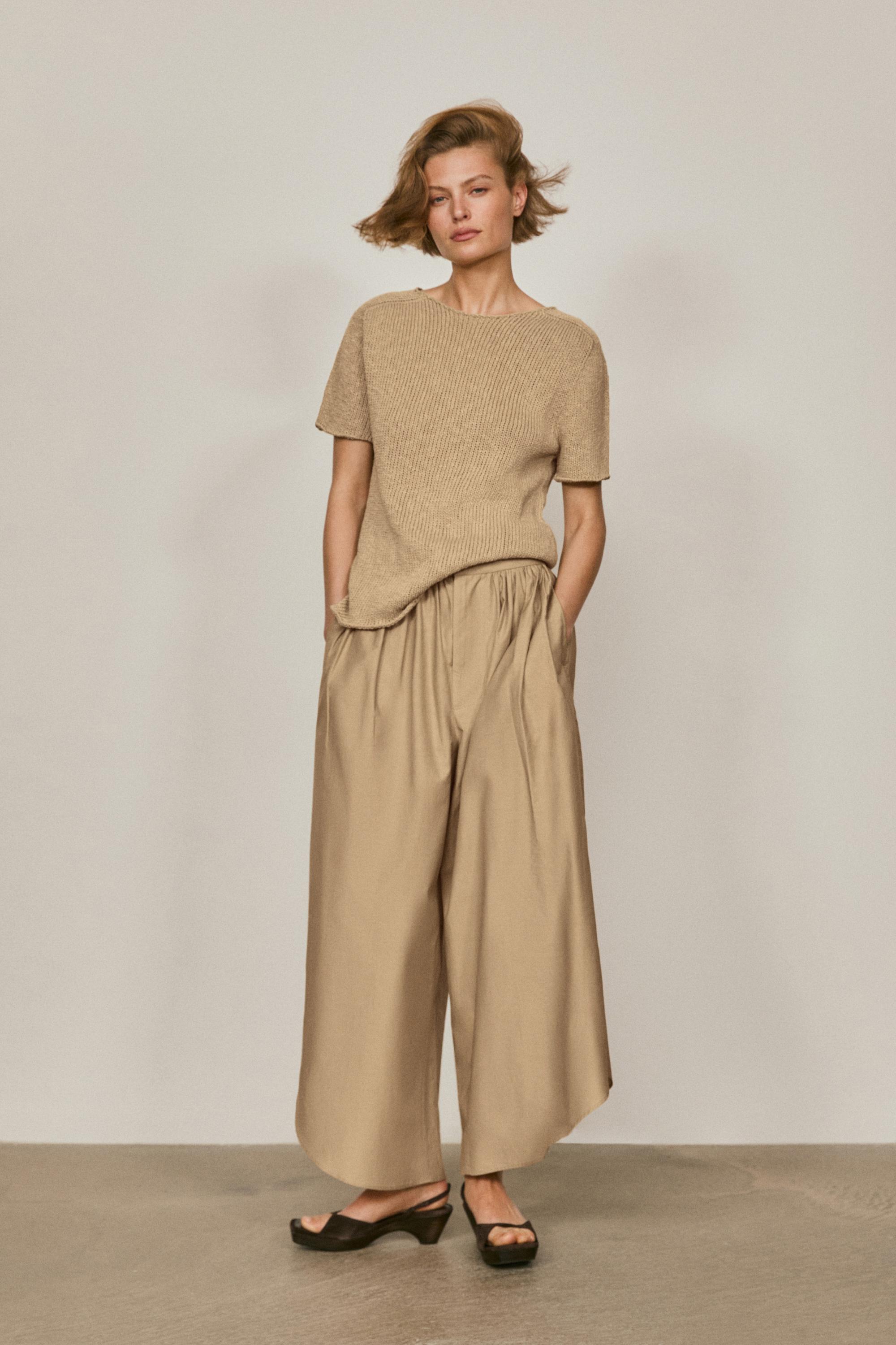 Culottes with pleated details - LIMITED EDITION — Beige