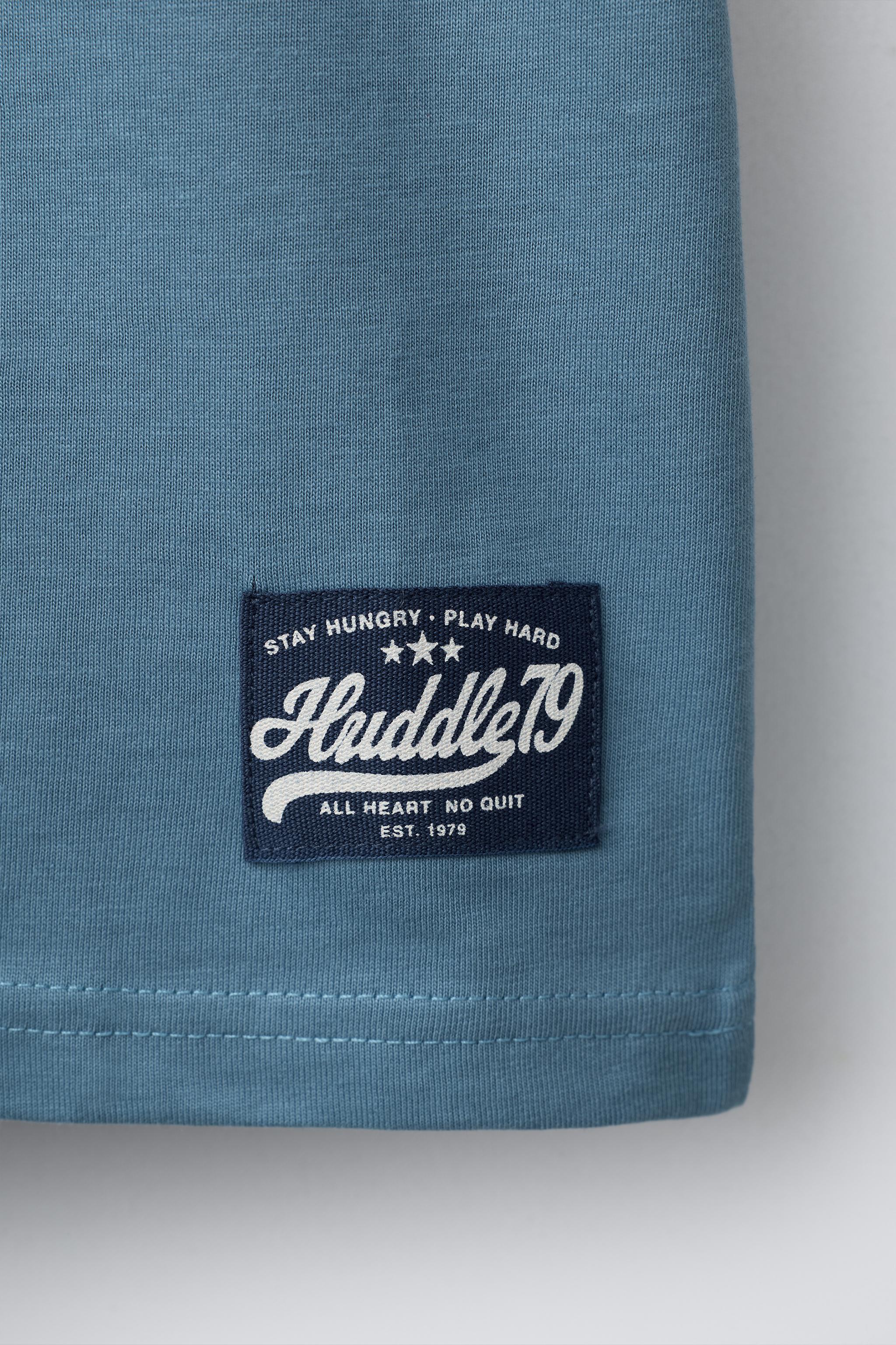 T-SHIRT JOGGING AVEC INSCRIPTION