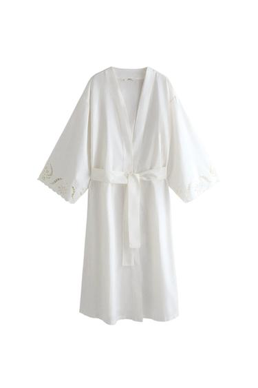 ROBE DE CHAMBRE EN COTON BRODÉE - Blanc cassé de Zara
