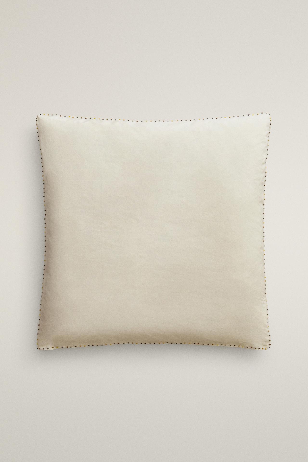 COTTON PERCALE POMPOM PILLOWCASE (300 THREAD COUNT) — Oyster-white