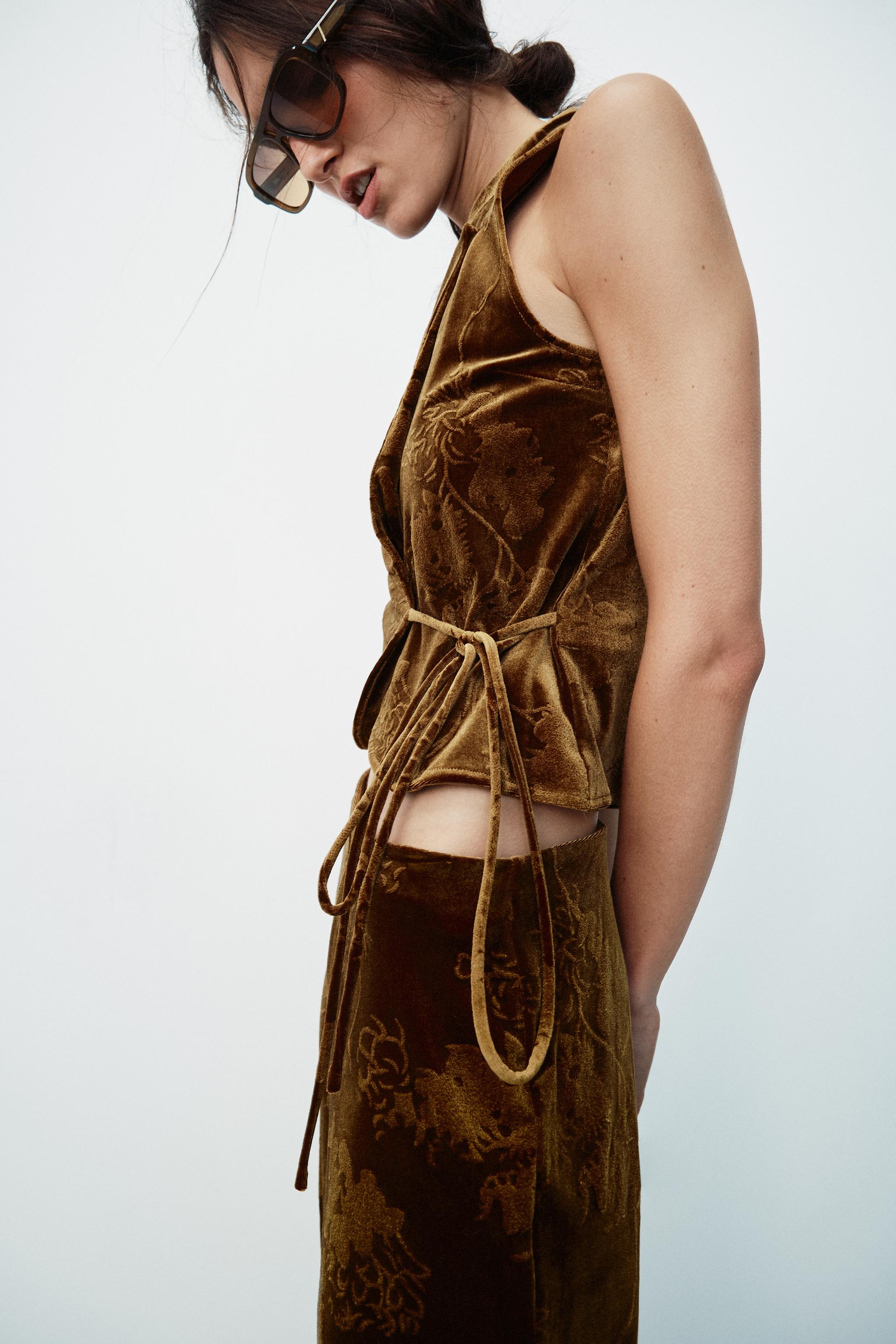 VELVET TIE-FRONT TOP