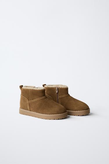 BOTA PIEL FORRADA - Marrón de Zara