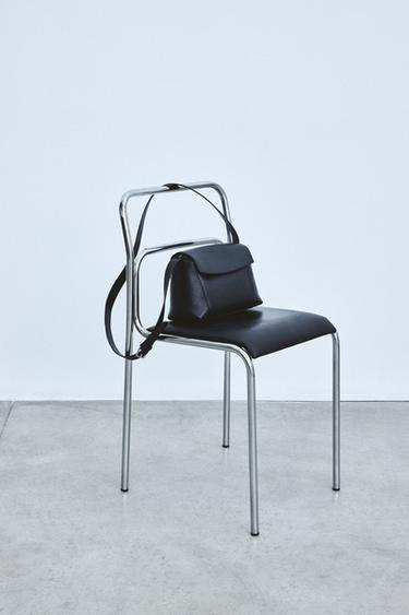 BANDOLERA PIEL M LIMITED EDITION - Negro de Zara