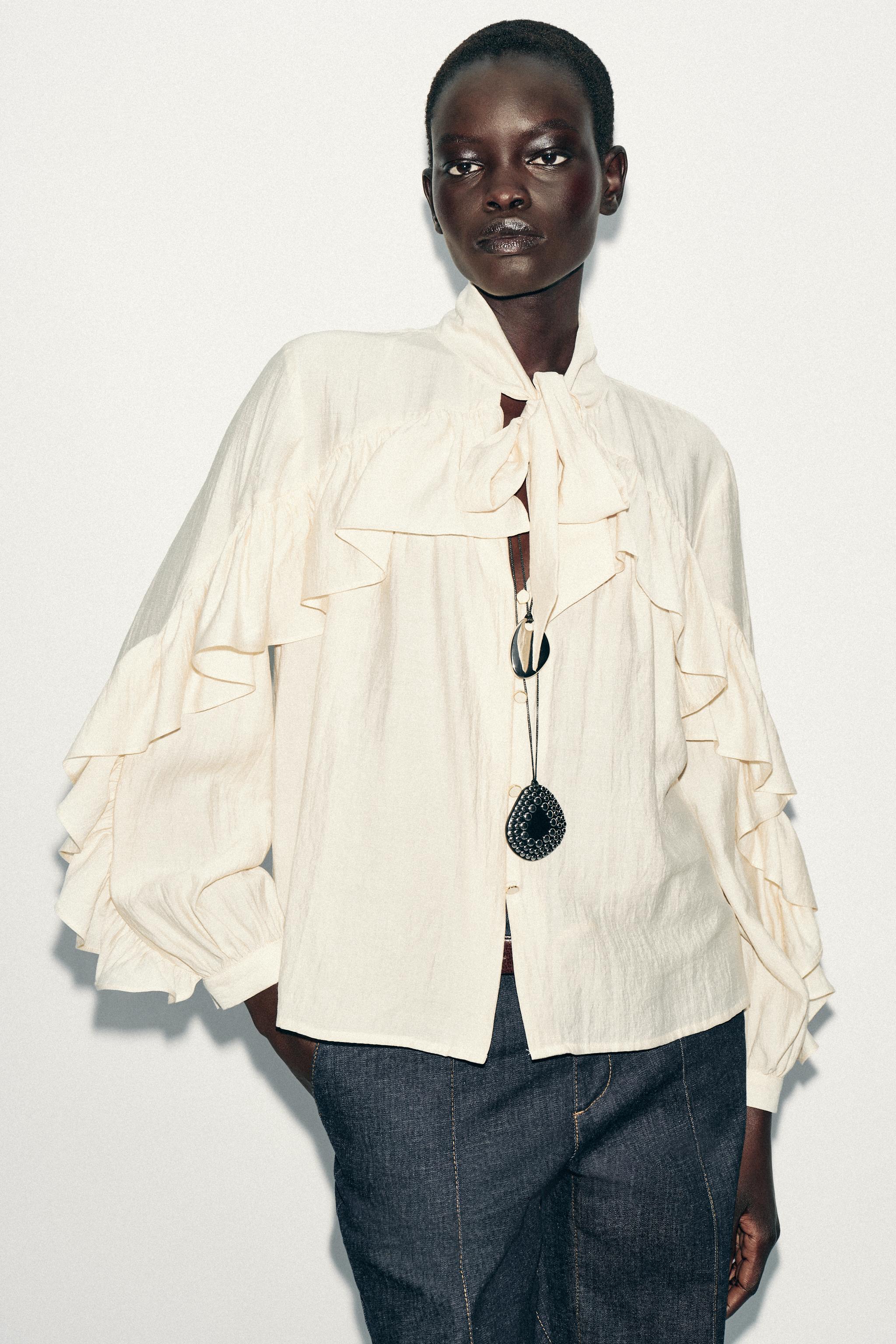 美品roughlow shoulder ribbon blouse ブルー 本日のみ roughlow shoulder ribbon blouse - メルカリ