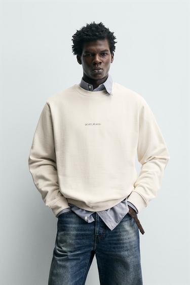 SUDADERA REGULAR FIT TEXTO ESTAMPADO - Blanco roto de Zara