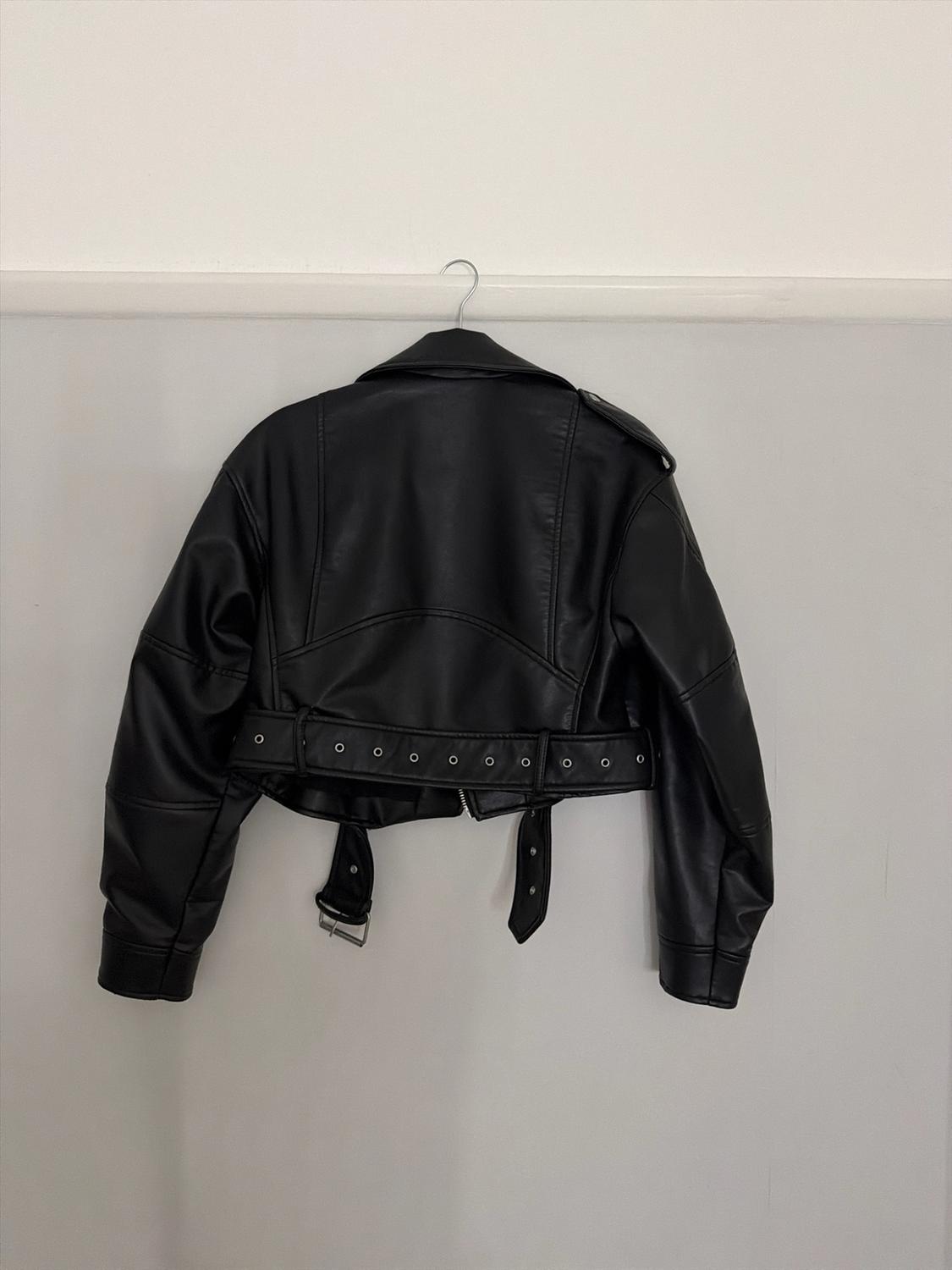 LEATHER EFFECT CROPPED BIKER JACKET - Image 2