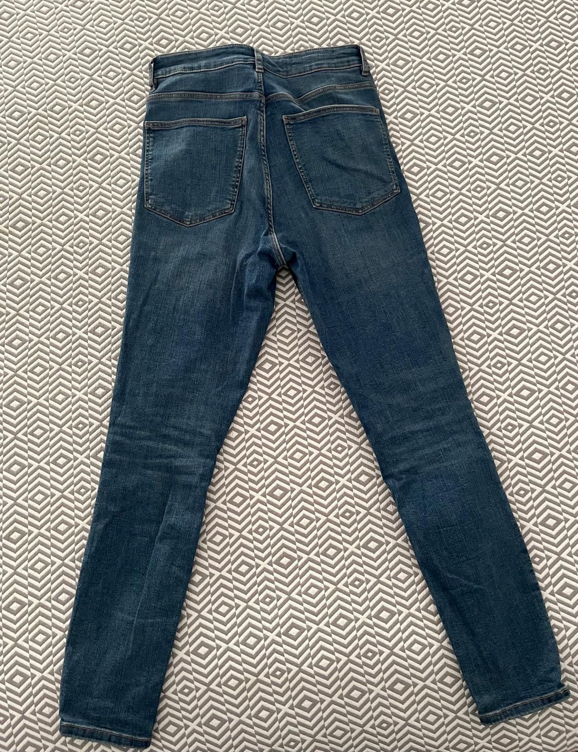 TRF SKINNY HIGH-WAIST JEANS - Image 2