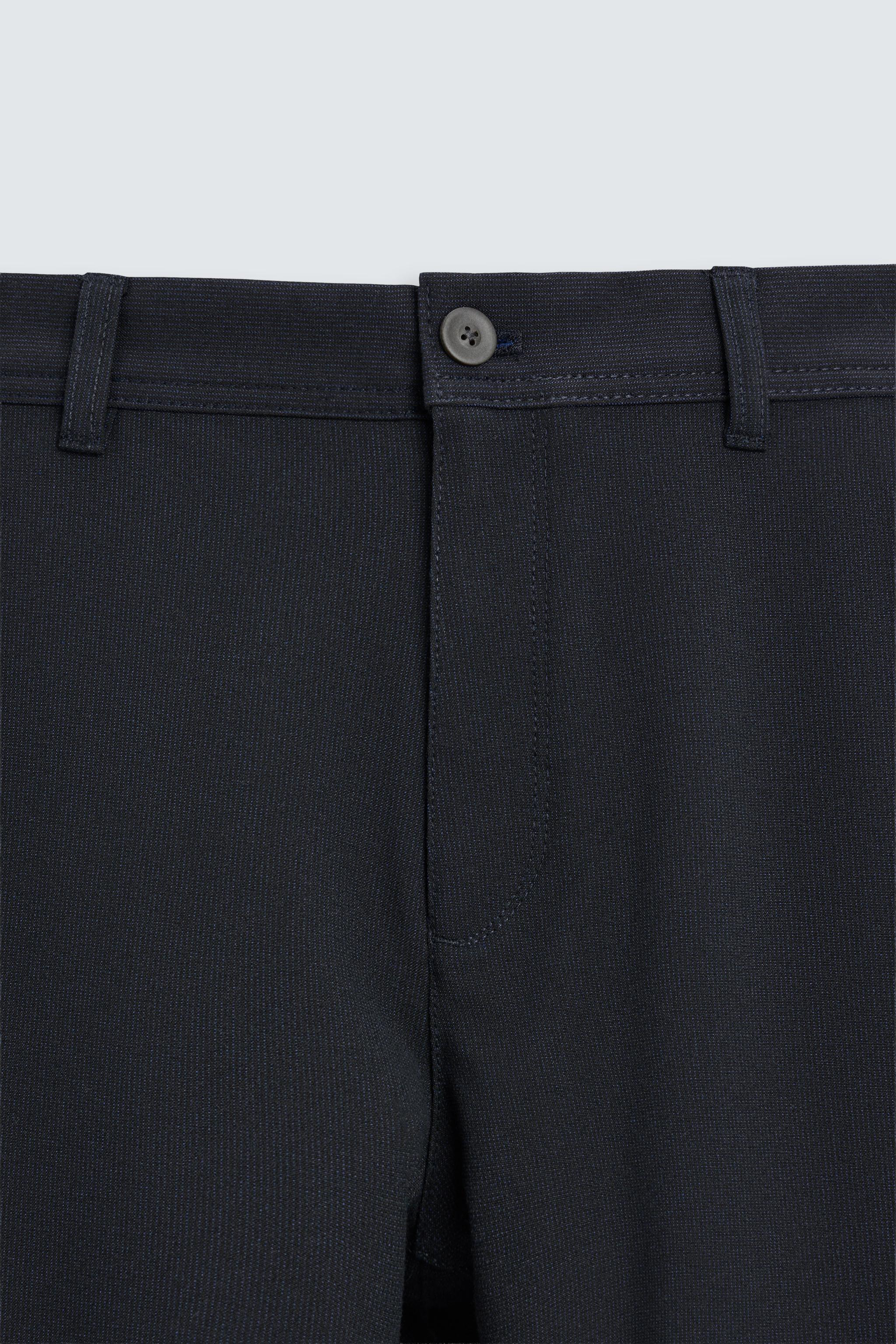 TEXTURED STRETCH PANTS