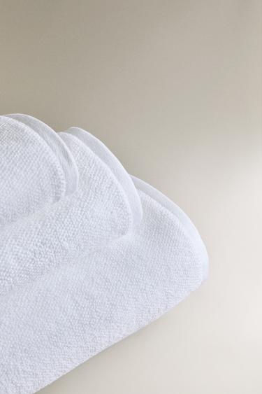 SERVIETTE DE BAIN COTON POINT DE RIZ - Blanc de Zara - Image 1