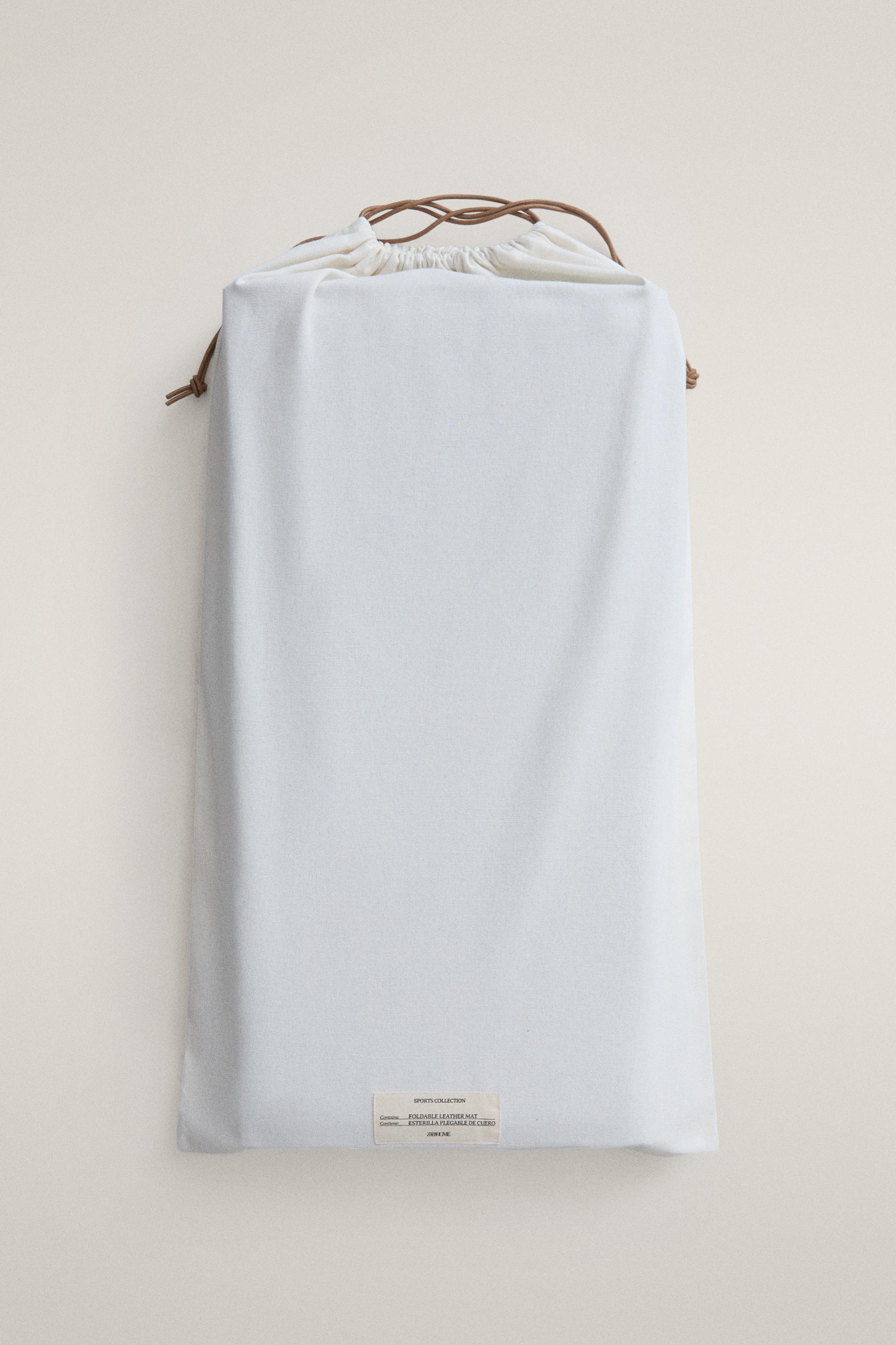 FOLDABLE LEATHER YOGA MAT
