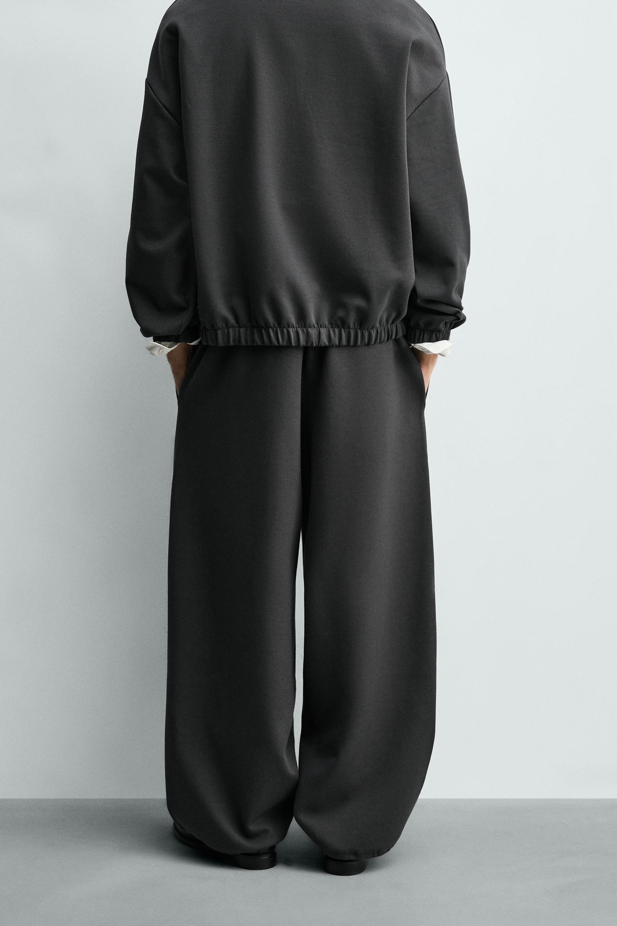 BAGGY FIT JOGGER PANTS