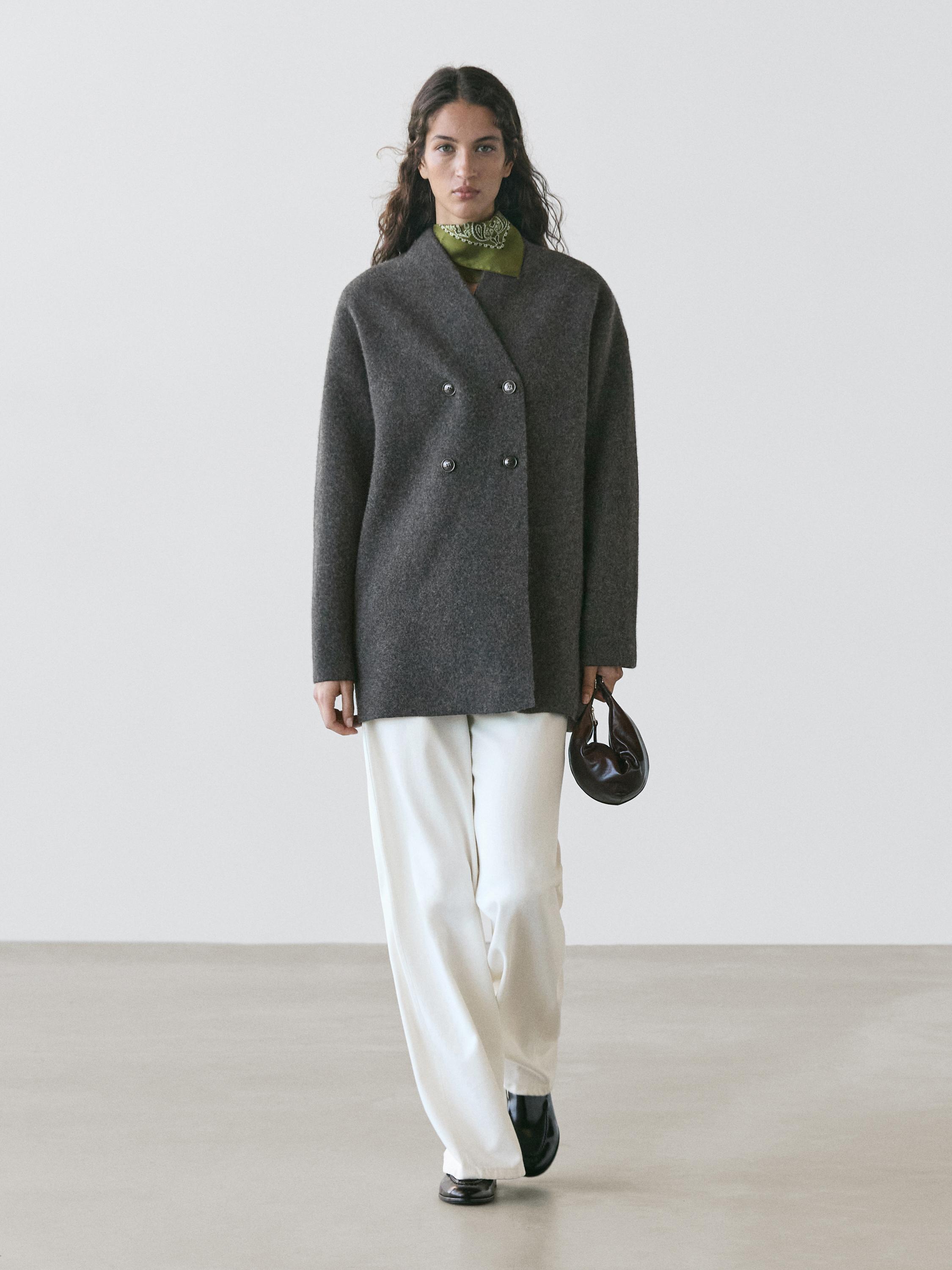 100% wool double-breasted mid-length coat