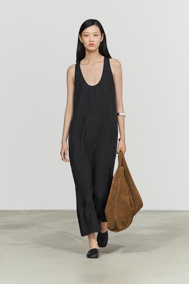 Robe midi fluide à encolure ronde - Noir de Zara - Image 0
