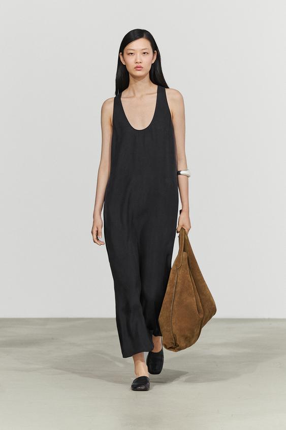 Robe midi fluide à encolure ronde - Noir de Zara - Image 0