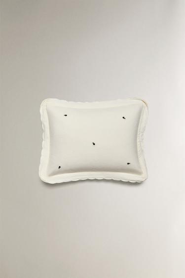 KIDS’ FLORAL PRINT CUSHION COVER - Oyster-white by Zara