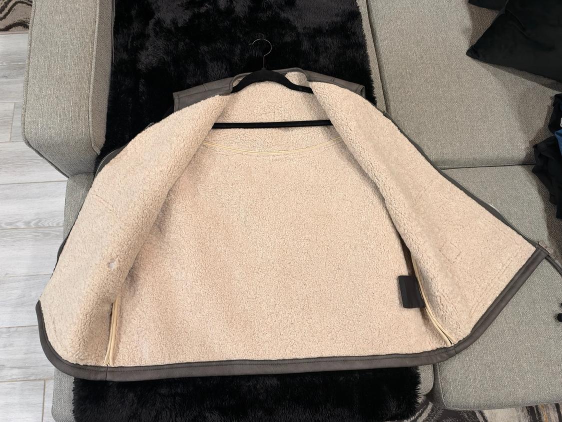 DOUBLE FACED FAUX LEATHER VEST - Image 3