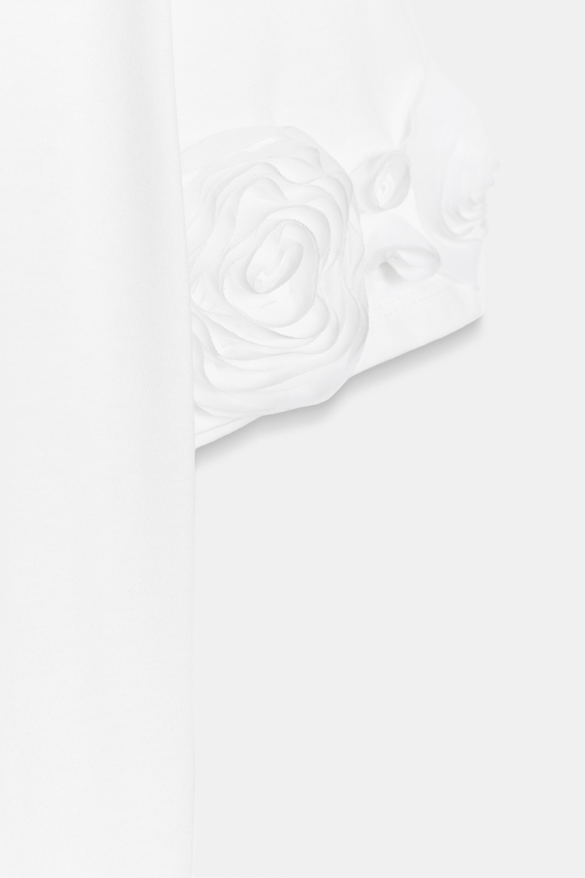 T-SHIRT FLEURS VOLUME