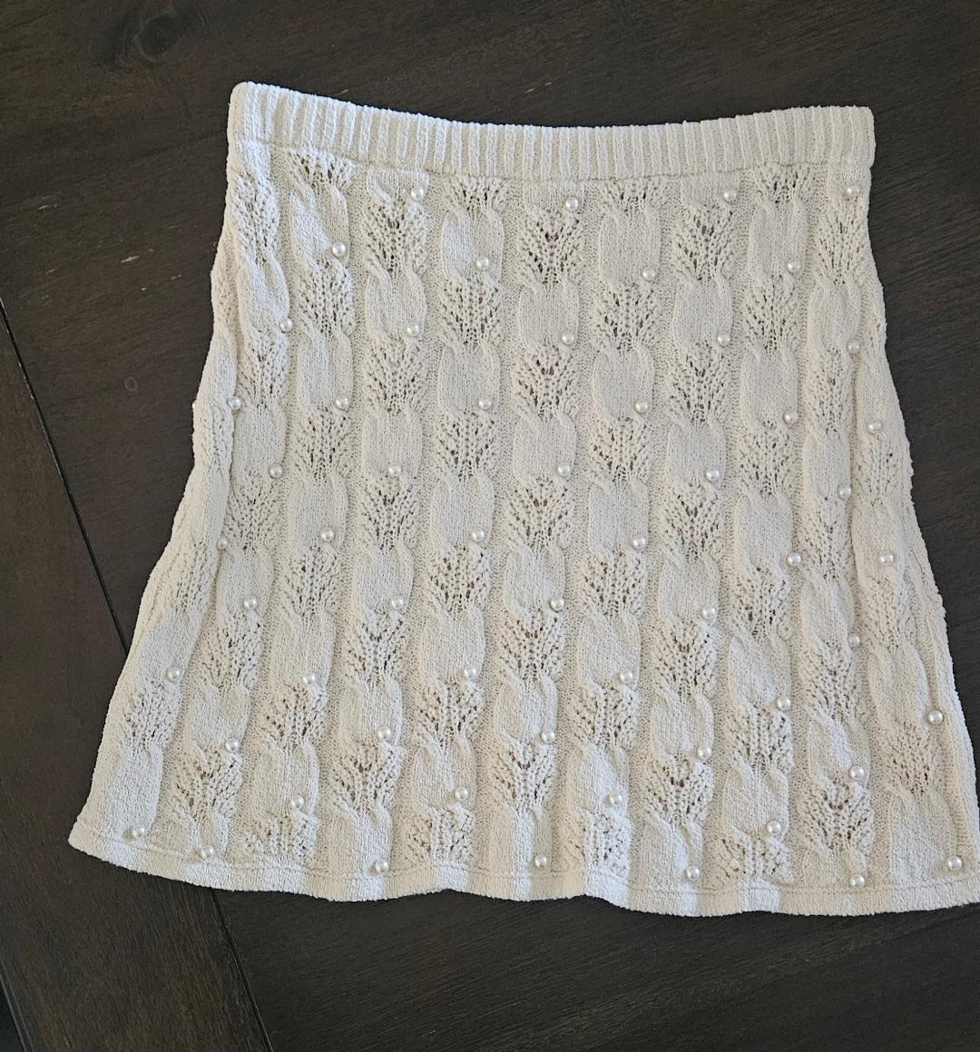 PEARL TRIM KNIT SKIRT - Image 2