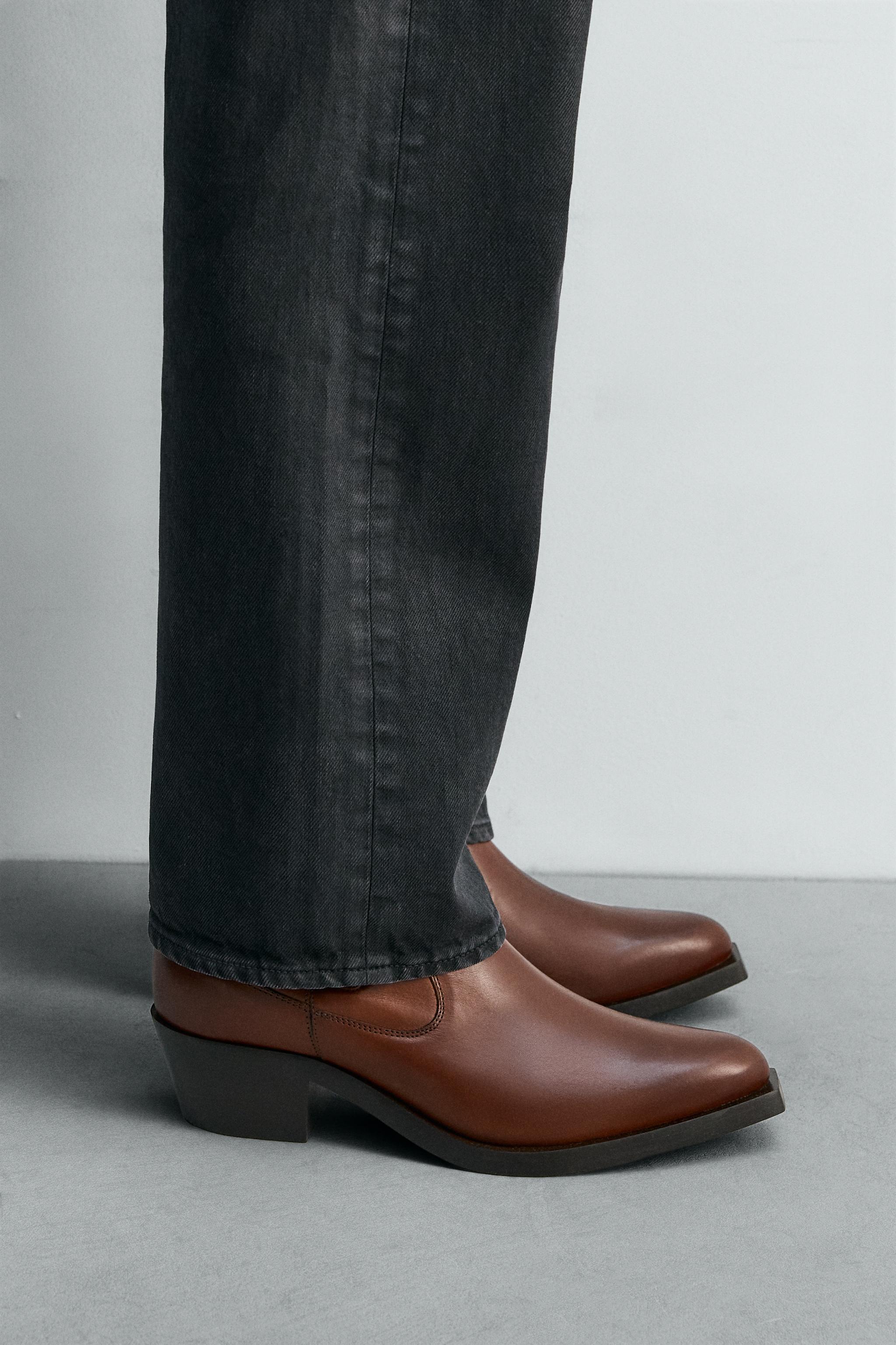 LIMITED EDITION LEATHER COWBOY BOOTS