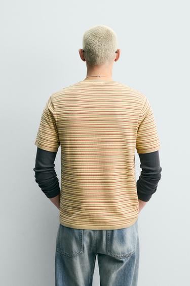 T-SHIRT JACQUARD À RAYURES - Jaune de Zara - Image 2