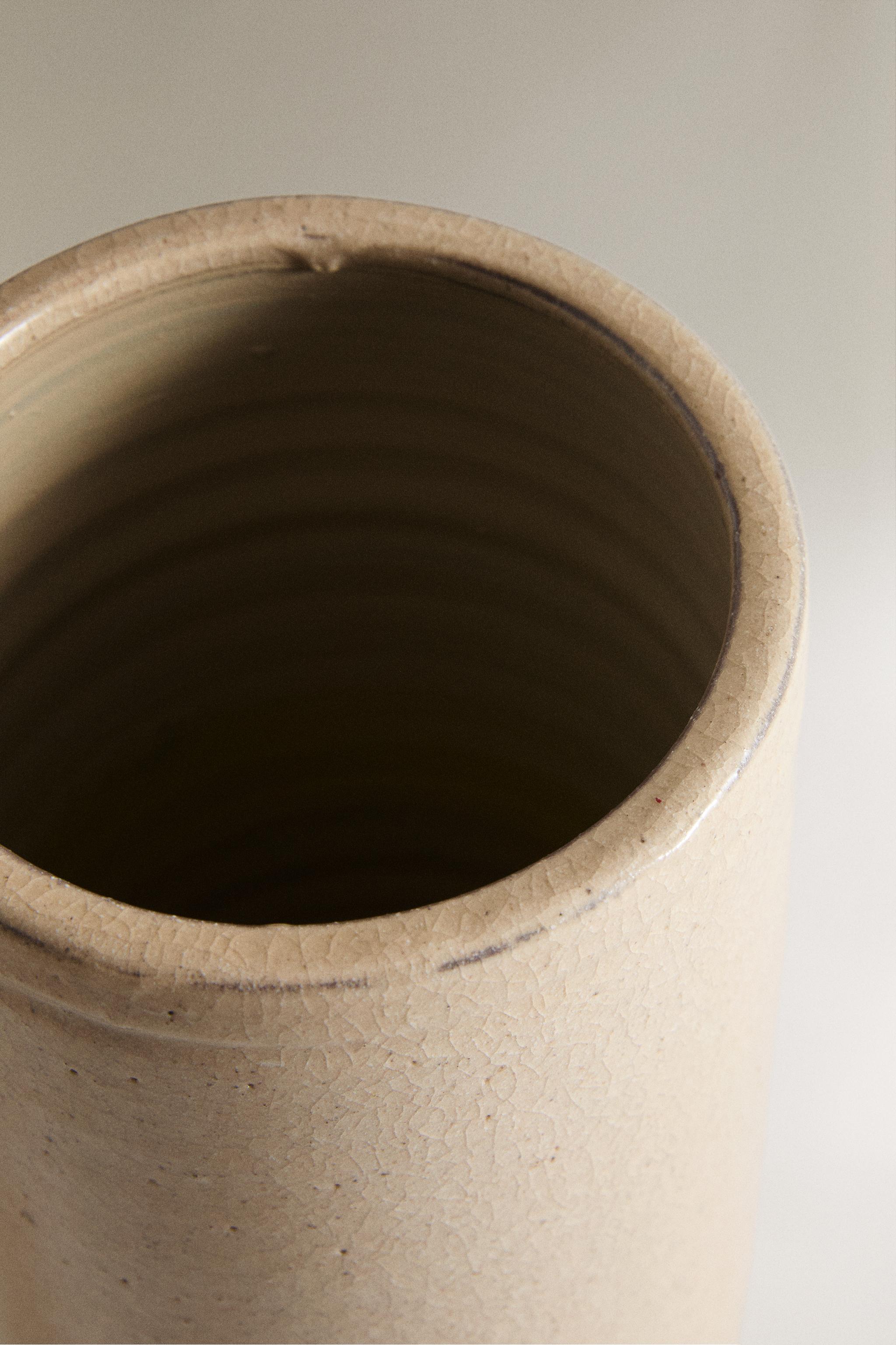 CYLINDRICAL CERAMIC VASE — Ecru
