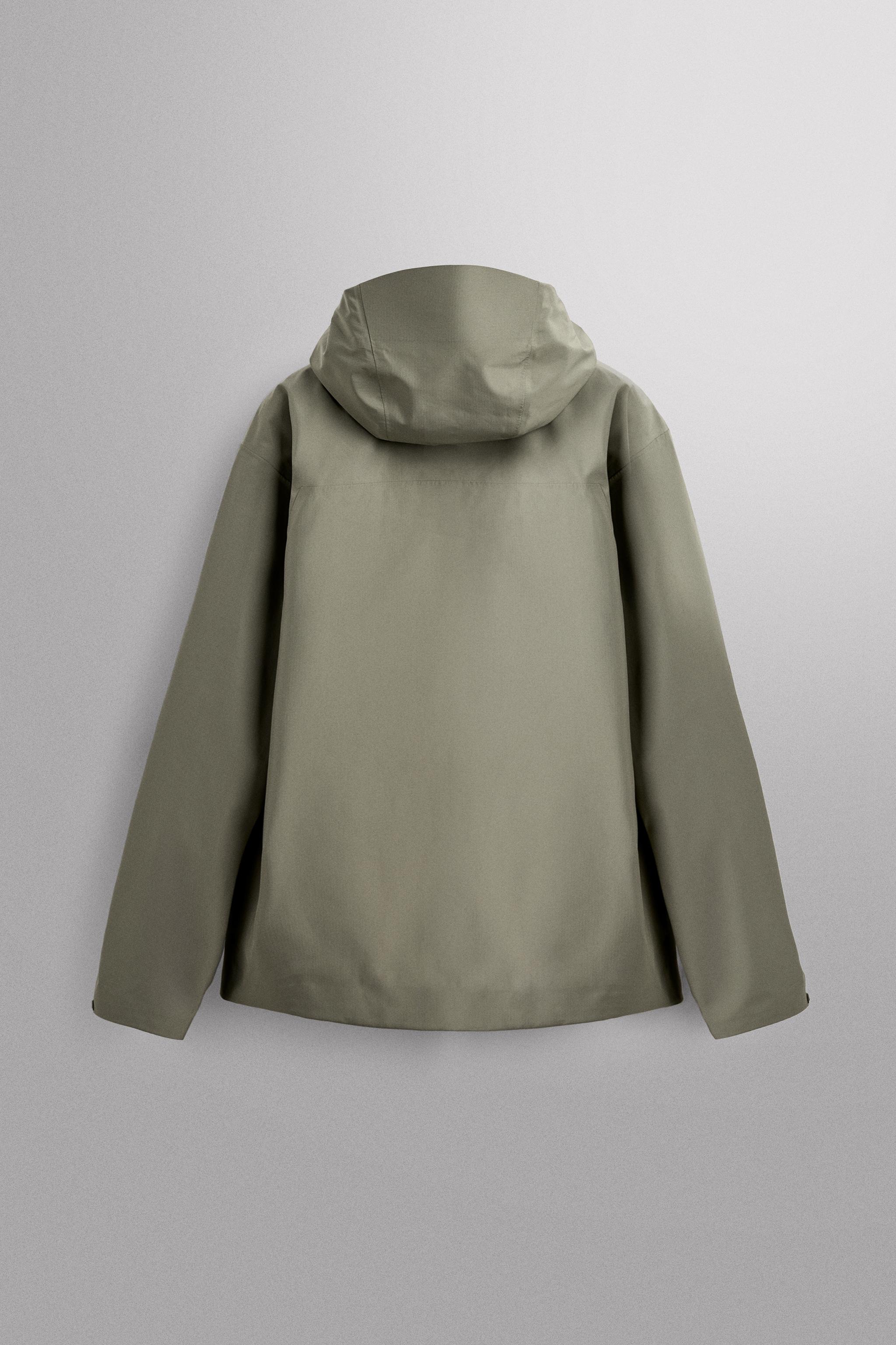 TECHNICAL WATERPROOF SHELL JACKET